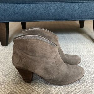Steve Madden booties. Size 6.5
